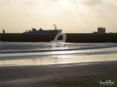 Fotografia intitolato "Ferry du soir" da Daniel Le Page (Dan Ar Pach), Opera d'arte originale