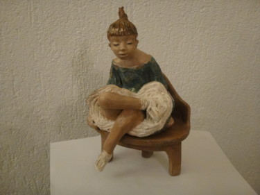 Sculpture titled "Lili ballerine sur…" by Danielle Benotto, Original Artwork, Terra cotta