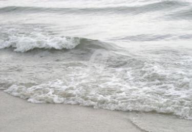 Fotografía titulada "White waves of the…" por Diana Editoiu, Obra de arte original, Fotografía digital