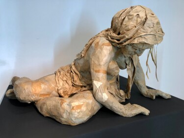 Скульптура под названием "Sculpture exposée à…" - Didier Mori, Подлинное произведение искусства, картон