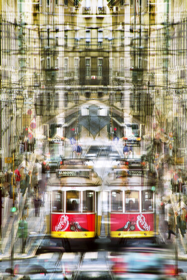 Photographie intitulée "LISBOA-M.Moniz" par Dipi, Œuvre d'art originale, Photographie non manipulée