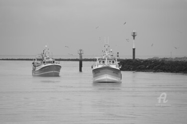 Photographie intitulée "2766 Port de Ouistr…" par Dominique Goujard, Œuvre d'art originale, Photographie numérique