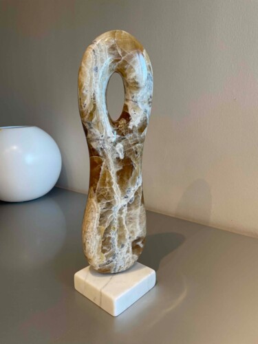 Escultura intitulada ""Autrement"" por Edith Bk, Obras de arte originais, Pedra