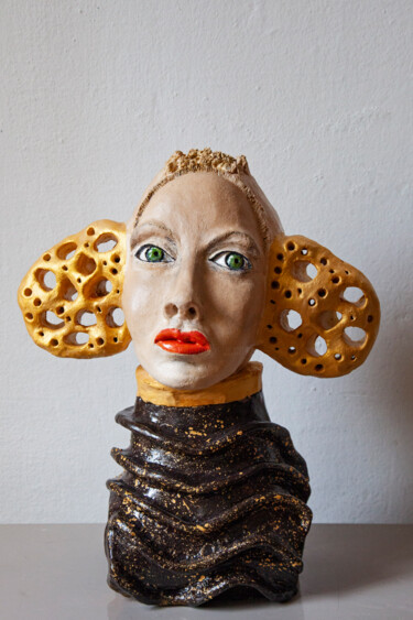 Sculpture intitulée "Lisa" par Elena Uljancic, Œuvre d'art originale, Céramique