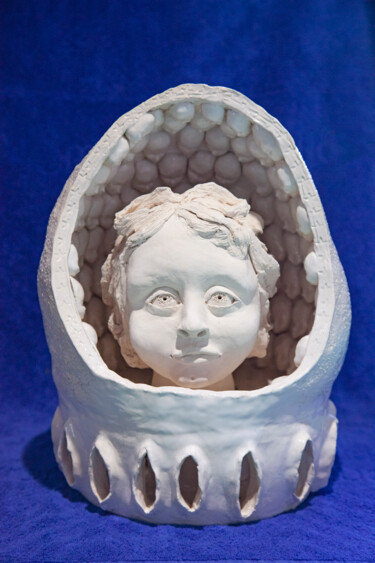 Skulptur mit dem Titel "Cherubino" von Elena Uljancic, Original-Kunstwerk, Keramik