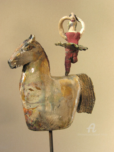 Sculpture titled "chaperon rouge ecuy…" by Elisabeth Brainos, Original Artwork, Terra cotta
