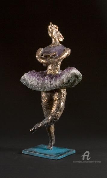 Skulptur mit dem Titel "Au nid de ses bras" von Elisabeth Brainos, Original-Kunstwerk, Bronze