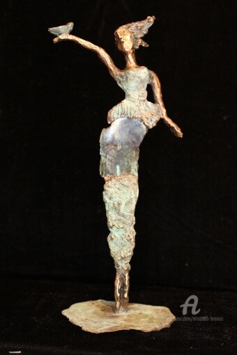 Sculpture titled "Quand l'oiseau se p…" by Elisabeth Brainos, Original Artwork, Bronze