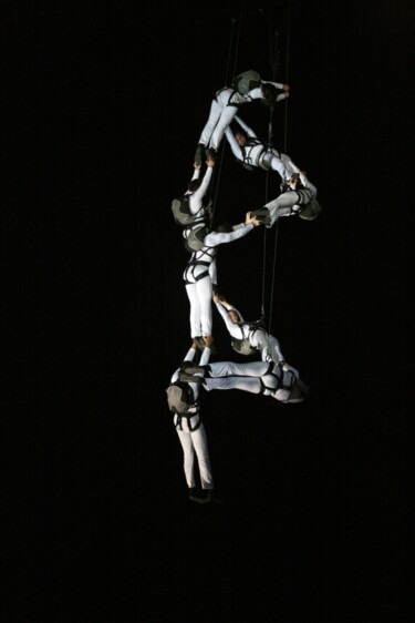 Photographie intitulée "Cirque 1" par Ernest Tosetti, Œuvre d'art originale, Photographie numérique