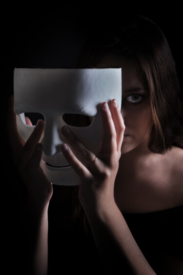 Fotografía titulada "The mask" por Fernando David Amador De Paz, Obra de arte original, Fotografía digital