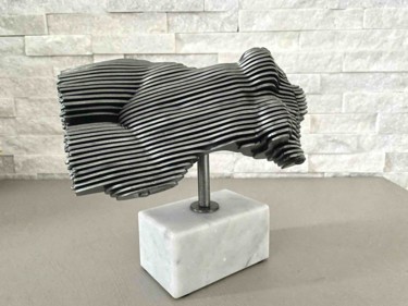 Sculpture intitulée "DolceBruna" par Filippo Pietro Castrovinci, Œuvre d'art originale, Métaux