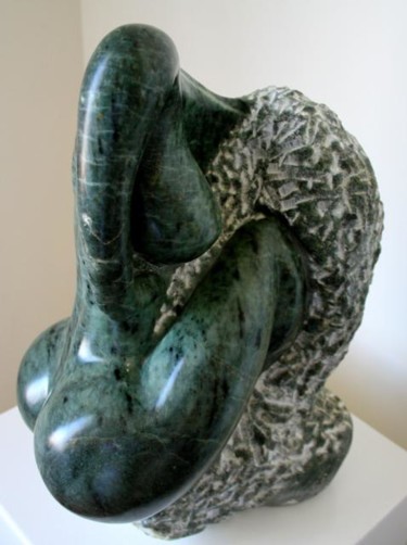 Escultura intitulada "ETRE FEMME" por Florence   Duet, Obras de arte originais, Pedra