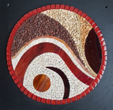 Sculpture titled "Enroulée rouge" by Francine Bonnet, Original Artwork, Mosaic