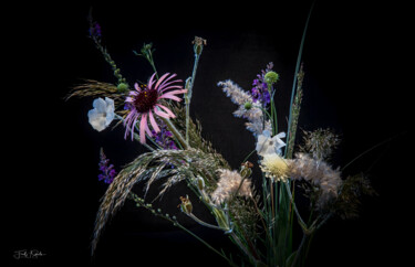 Фотография под названием "A summer bouquet" - Fred-Jürgen Schiele, Подлинное произведение искусства, Не манипулируемая фотог…