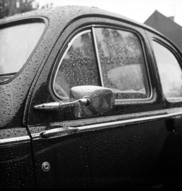 Fotografie mit dem Titel "La pluie et la carr…" von Frédéric Duchesnay, Original-Kunstwerk, Analog Fotografie