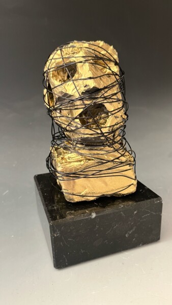 Sculpture titled "Prison" by Frédérick Meunier, Original Artwork, Clay