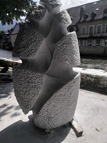 Sculptuur getiteld "Croissance" door Gilbert Frizon, Origineel Kunstwerk, Steen