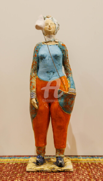 Sculpture titled "Gaelle With Bird" by Gaby Pühmeyer, Original Artwork, Terra cotta