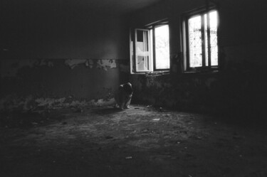 Fotografía titulada "Solitude" por Gelu Stanculescu, Obra de arte original, Fotografía analógica
