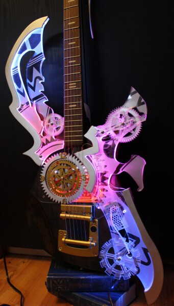 제목이 "SteamPunk Guitar2013"인 디자인 Георгий Инешин (Georgy Ineshin / GOTCHA)로, 원작, 조명기구