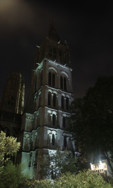 Fotografie mit dem Titel "La cathédrale de Ro…" von Gérard Capron (G.CAPRON), Original-Kunstwerk, Digitale Fotografie Auf Al…