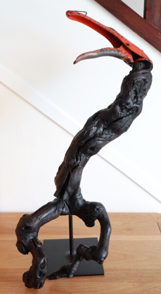 Skulptur mit dem Titel "Horus" von Gérard Capron (G.CAPRON), Original-Kunstwerk, Holz