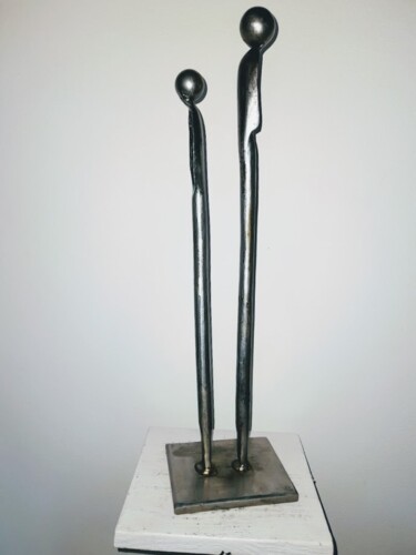 Sculpture titled "A L'ECOUTE" by Gerard Lami, Original Artwork, Metals