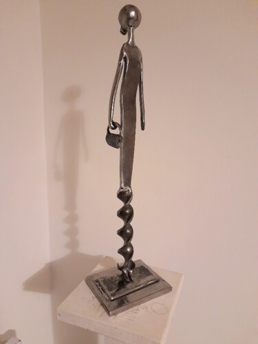 Escultura titulada "LA FEMME ET LA CREA…" por Gerard Lami, Obra de arte original, Metales