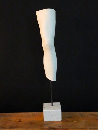 Escultura intitulada "Ginocchio" por Gianluigi Golfetto, Obras de arte originais, Gesso
