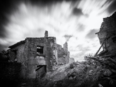 Photography titled "Ruine 2" by Gijs Possel, Original Artwork, Digital Photography