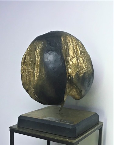 Skulptur mit dem Titel "" mYstic energY bal…" von Gil'Ber Pautler, Original-Kunstwerk, Holz