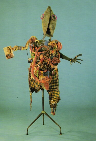 "Prothesized Figure.…" başlıklı Heykel Giorgio Bertin tarafından, Orijinal sanat