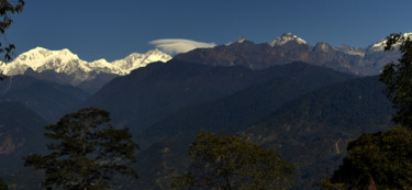 Photographie intitulée "Himalayas!" par Goutam Chakraborty, Œuvre d'art originale, Photographie numérique