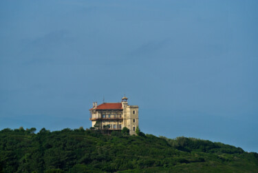 Photographie intitulée "Le Chateau" par Gracianne Vallet, Œuvre d'art originale, Photographie manipulée