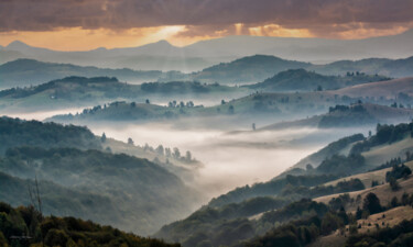 Фотография под названием "Infinite Valleys" - Grigore Roibu, Подлинное произведение искусства, Цифровая фотография