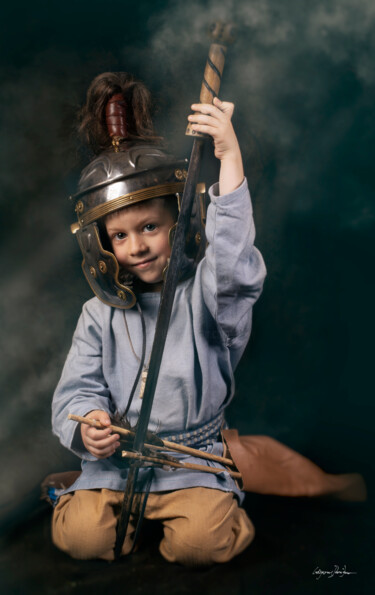 Fotografie getiteld "Dacian Child" door Grigore Roibu, Origineel Kunstwerk, Digitale fotografie