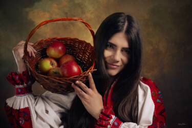 Photographie intitulée "Basket of Apples" par Grigore Roibu, Œuvre d'art originale, Photographie numérique