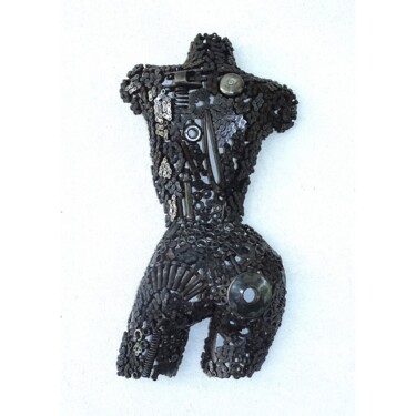 Sculptuur getiteld "Buste de femme en m…" door Hassan Laamirat, Origineel Kunstwerk, Metalen