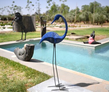 Escultura intitulada "Flamant bleu" por Hassan Laamirat, Obras de arte originais, Metais