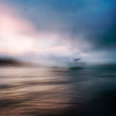 Фотография под названием "The 7th Element" - Iain Sebastian Holder, Подлинное произведение искусства, Манипулированная фотог…