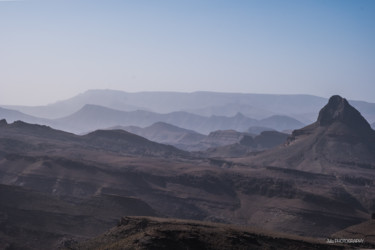 Photographie intitulée "MOROCCO LANDSCAPE" par Julia, Œuvre d'art originale