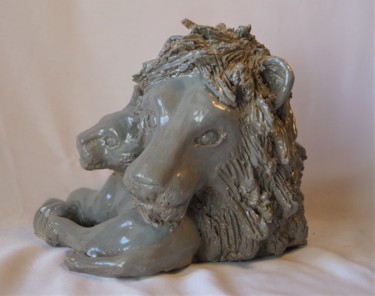 Scultura intitolato "Lion et son lionceau" da Isabelle Zwang, Opera d'arte originale, Ceramica
