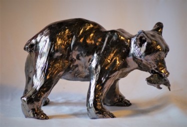 Sculpture intitulée "OURS PECHEUR" par Isabelle Zwang, Œuvre d'art originale, Céramique