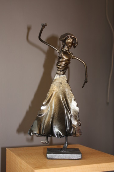 Escultura titulada "la danseuse" por Jacques Veinante (jackart), Obra de arte original, Metales