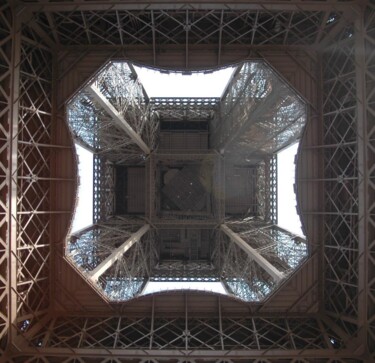Fotografie getiteld "Sous la tour" door Jacques Dolley, Origineel Kunstwerk, Digitale fotografie