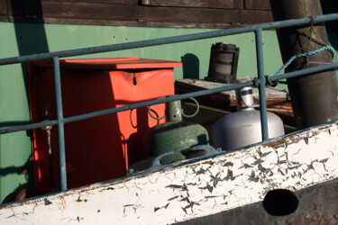 Fotografie getiteld "Coulisses sur pont…" door Jacques Jégo, Origineel Kunstwerk