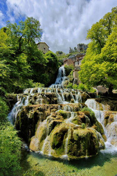 Photographie intitulée "Cascada II" par Javier Huedo, Œuvre d'art originale, Photographie numérique