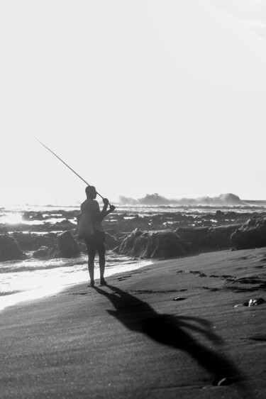 Fotografia zatytułowany „L'ombre d'un pêcheur” autorstwa Jean-Guy Nakars, Oryginalna praca, Fotografia cyfrowa