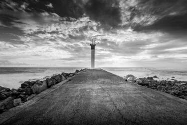 Photography titled "Le Phare" by Jean-Guy Nakars, Original Artwork, Digital Photography