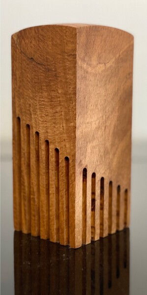 Sculpture titled "La quille" by Jean-Marc Gardeux, Original Artwork, Wood